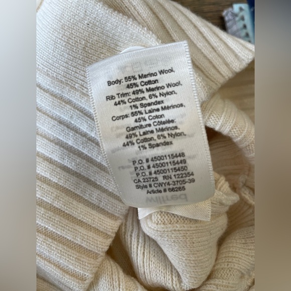 Wilfred Thais Plunge Front Cardigan Size XXS Two Button - Picture 6 of 6